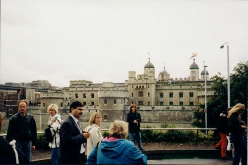 TowerOfLondon1.JPG (25319 bytes)
